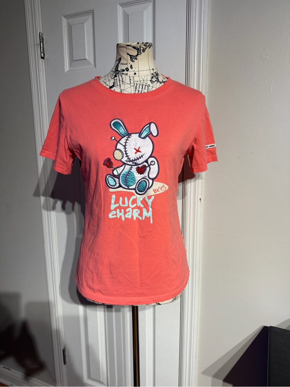 BKYS Lucky Charm Graphic Tee t-shirt embroidered graphic bunny Coral Sz M DTLR